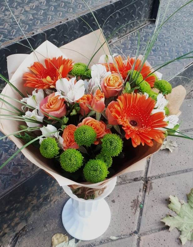 Букет цветов из: Герберы, Хризантемы, Альстромерии и Розы в Цимлянске