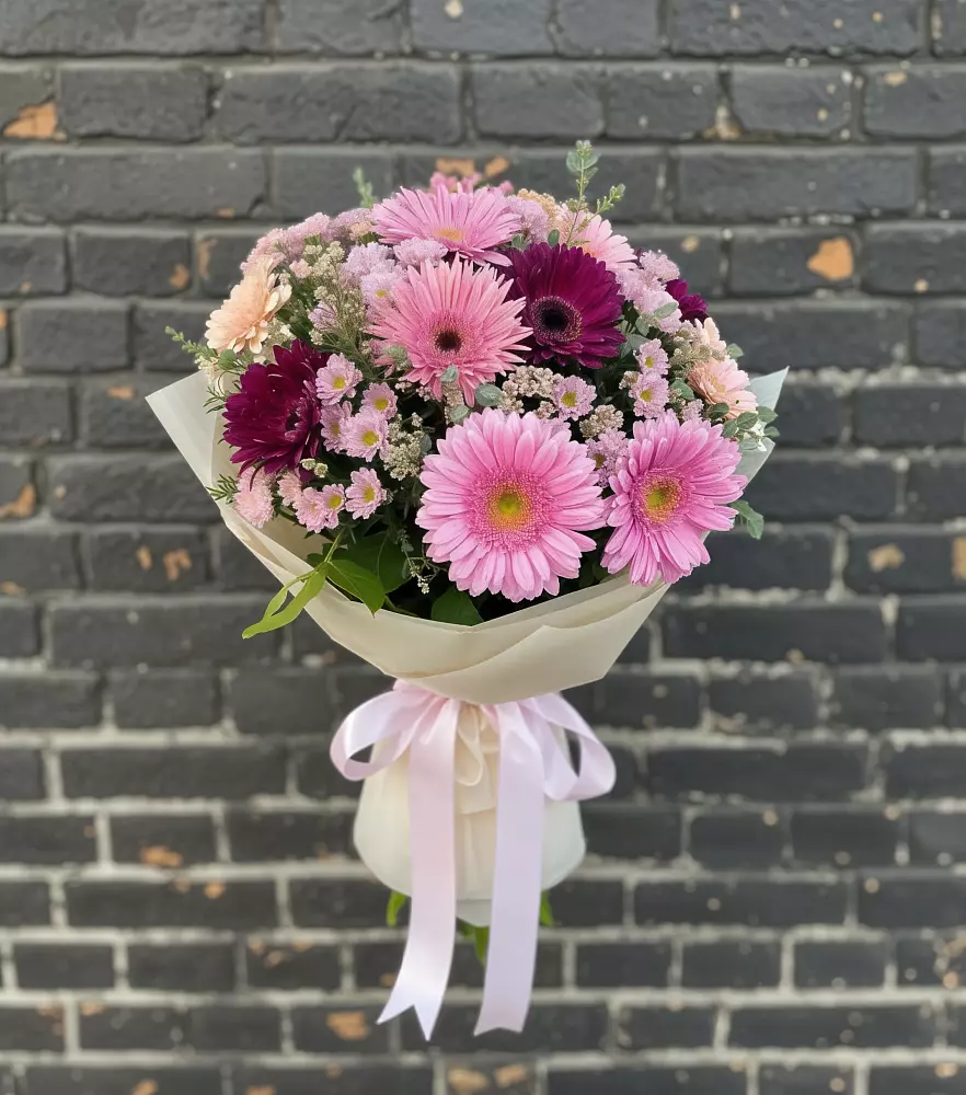 Букет цветов из: Герберы и Хризантемы в Цимлянске