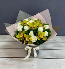 Букет цветов из:  Орхидеи и Розы в Цимлянске