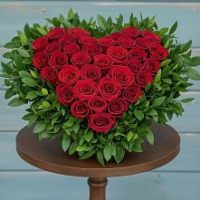 Цветочная композиция из Розы в виде сердца в Цимлянске