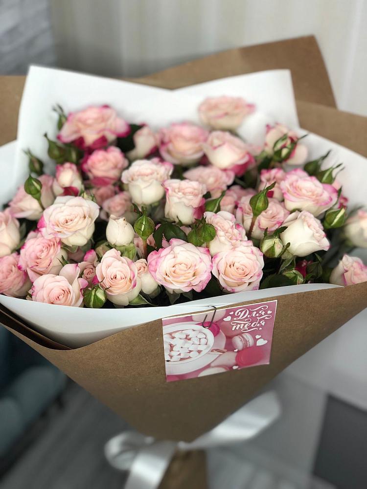 Букет цветов из: Розы в Цимлянске