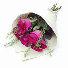 Букет цветов из:  Розы в Цимлянске