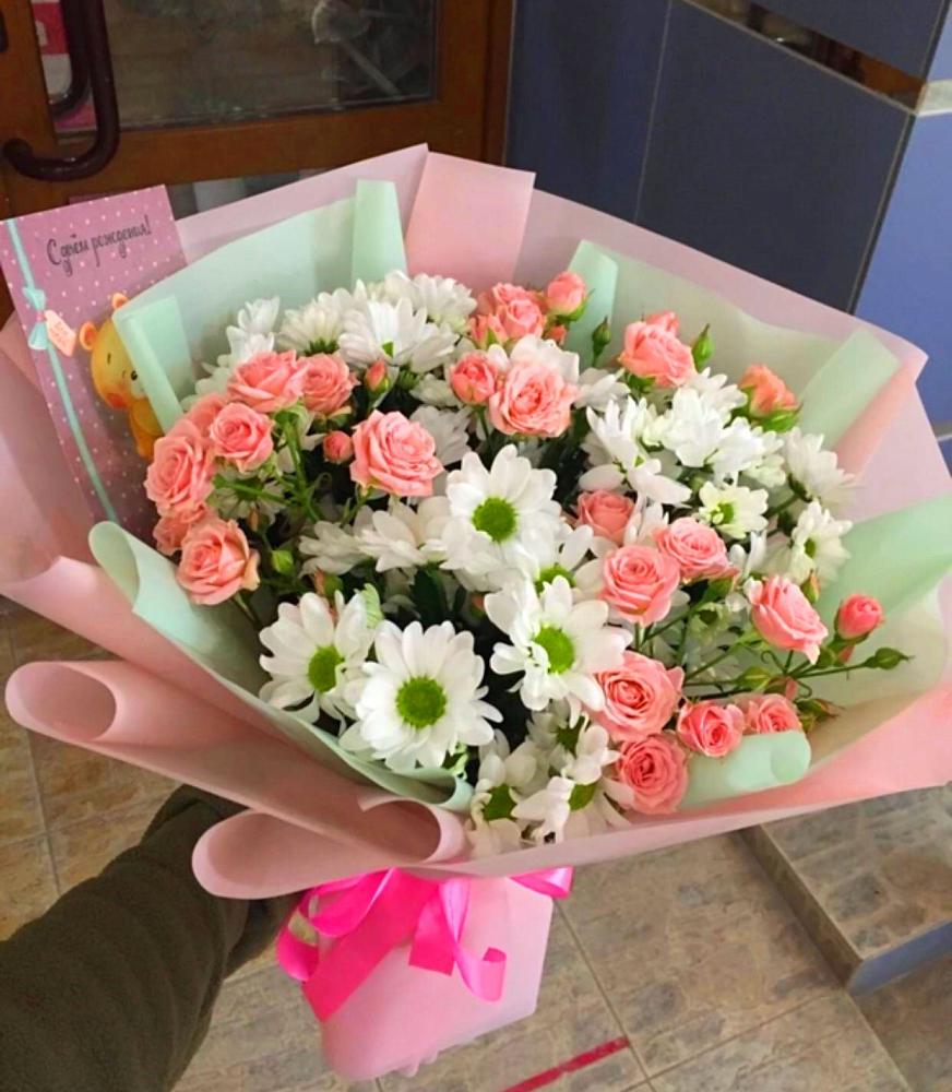 Букет цветов из: Розы и Хризантемы в Цимлянске