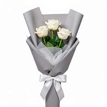 Букет 3 белые розы в Цимлянске