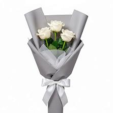 Букет 3 белые розы в Цимлянске