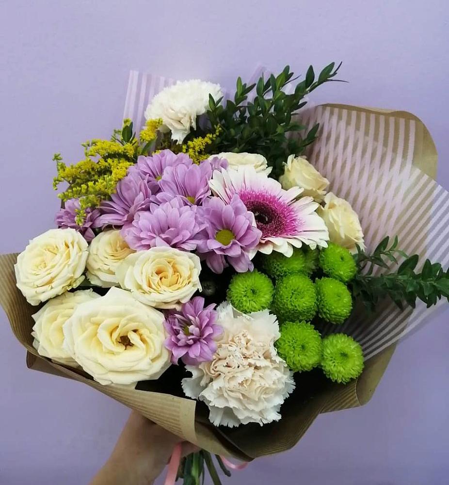 Букет цветов из: Хризантемы, Розы, Гвоздики и Герберы в Цимлянске