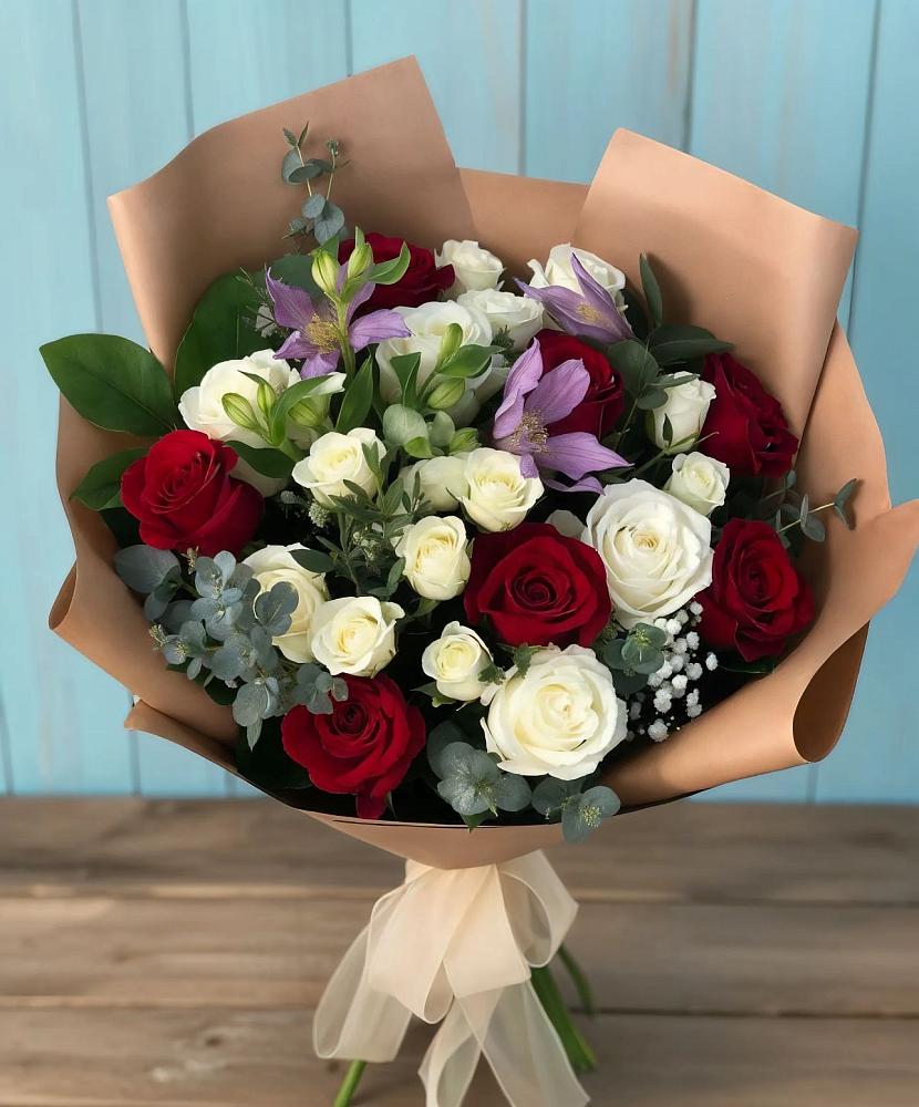 Букет цветов из: Розы и Альстромерии в Цимлянске