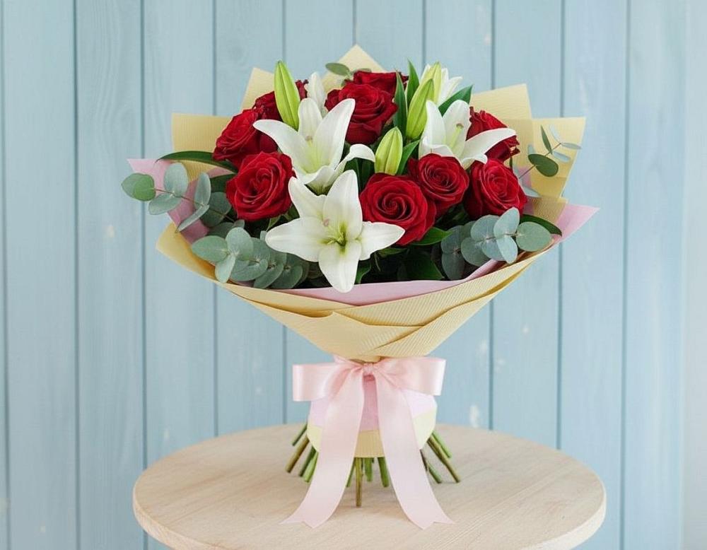 Букет цветов из: Лилии и Розы в Цимлянске